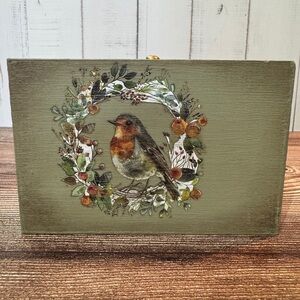 Robin Bird Shelf Sitter Cottage Farmhouse Woodland Decor